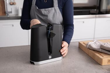 ZWILLING V-Edge — V-подібна точилка для ножів з керамічними каменями, для європейських та японських ножів, чорна