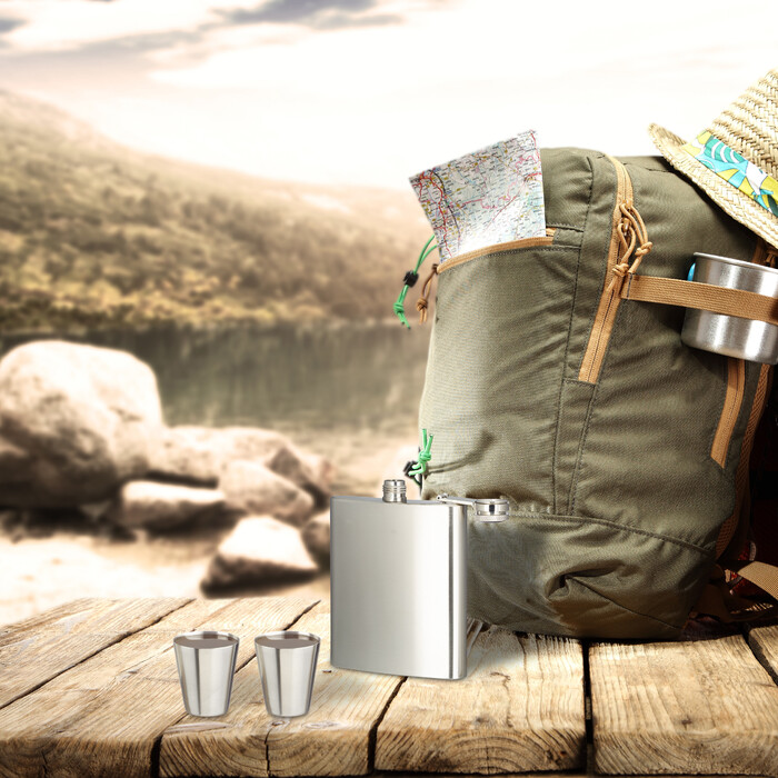 Relaxdays Stainless Steel Flask Set, 7-Piece