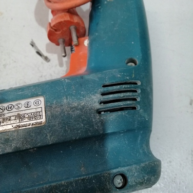 Акумуляторний шурупокрут Black+Decker 18 В BL188KB-QW