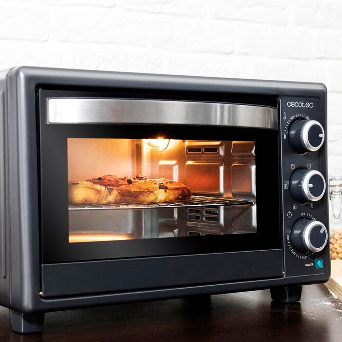 Мультифурна Cecotec Bake&Toast 1090 Black: 1000 Вт, 26 л, таймер, регулювання температури до 230ºC, дека, решітка, щипці