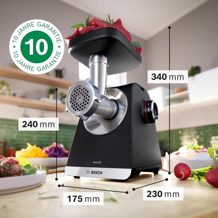 М'ясорубка Bosch MFW68660 срібляста (чорна) 2200 Вт, насадки для ковбас, 4 терки, 3 диски з нержавіючої сталі (3/4.8/8 мм)