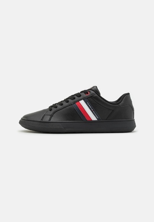 Оригінальні шкіряні кросівки Tommy Hilfiger на шнурівці, чорні, розмір 44