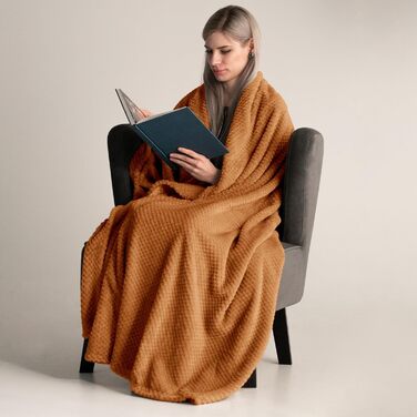 Плед DecoKing 70x150 см: м'який, затишний, з флісу, у скандинавському стилі, колір антрацит (150 x 200 см, фуксія)