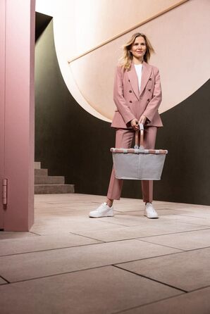 Сумка-шопер Reisenthel CarryBag Twist Sky Rose – містка та практична сумка з водонепроникним дизайном