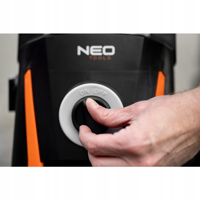 Мийка високого тиску NEO TOOLS 04-631, 2200 Вт, 165 бар + аксесуари