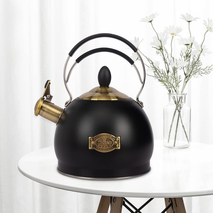 Вінтажний чайник-свисток 2.6L, чорний: чайник для води, чайник для чаю