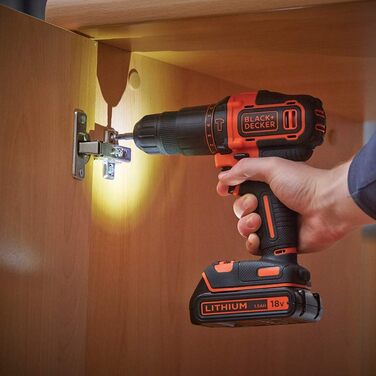 Акумуляторний ударний дриль-шуруповерт Black+Decker BDCH188N (18V, 2 швидкості, патрон 10 мм, регулювання крутного моменту, подвійне свердло, без акумулятора та зарядного пристрою) (комбінований ударний дриль)