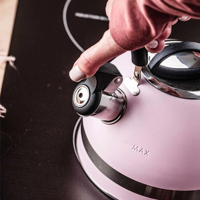 Чайник Kinghoff 1.8L з нержавіючої сталі з свистком, для індукційних плит, рожевий