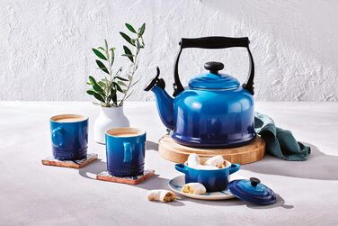Le Creuset Kettle Tradition, Capacity: 2.1 l, Enameled Steel, Azure, 40102022200000