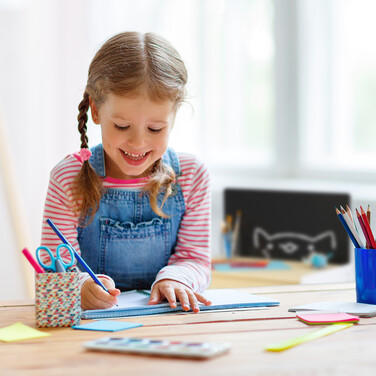 Relaxdays Children's Seating Set with Chalkboard