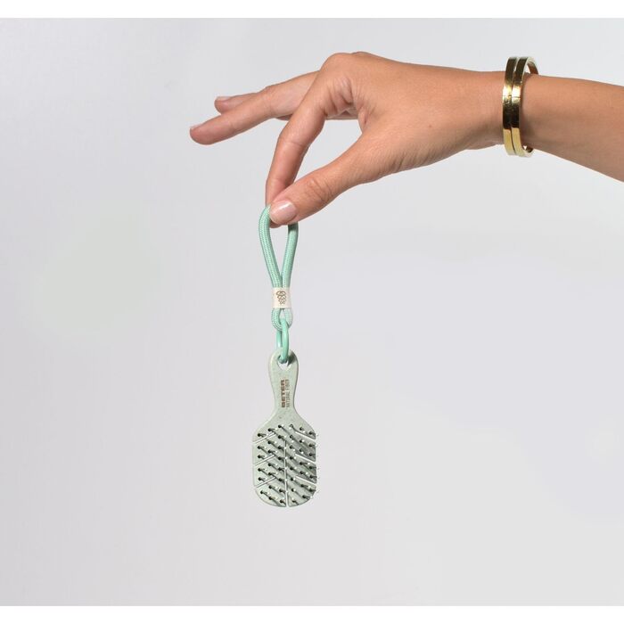 Beter – Натуральна міні-щітка для волосся з пшеничної волокна, антистатична, для всіх типів волосся, для мокрого та сухого волосся (набір: натуральна волокна + аксесуар)