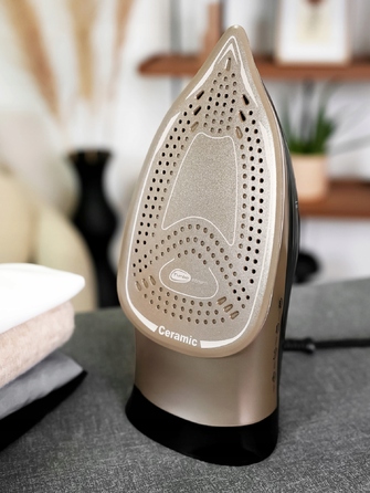 Парова праска Mozano Perfect Smooth, 3200 Вт, керамічна підошва, 350 мл