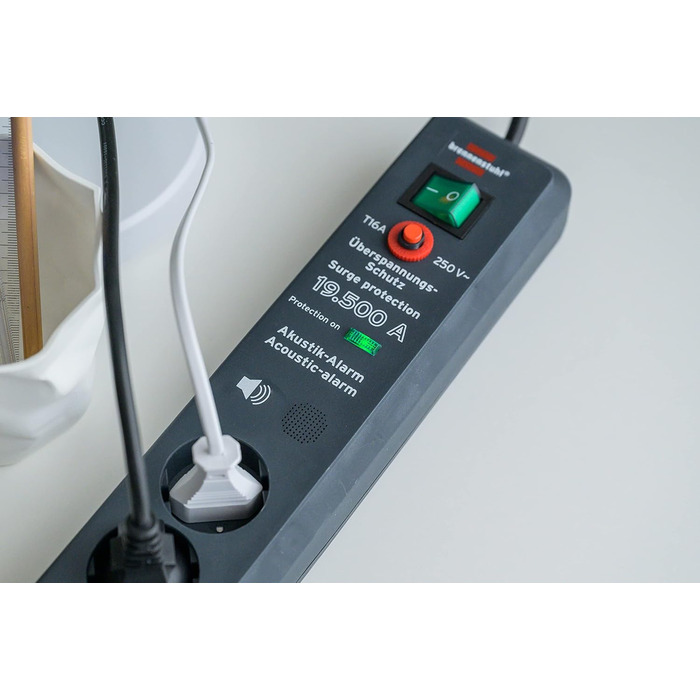 Бренненштуль Secure-Tec Мережевий фільтр 6-фазний з захистом від перенапруги та акустичним сигналом, 3м кабель, вимикач, антрацит