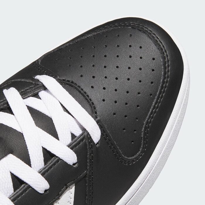 Кросівки Adidas Hoops Classic Unisex, 48 2/3 EU, чорний/білий