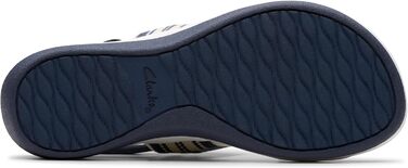 Сандалі Clarks Arla Stroll для дівчаток (36.5 EU, широка колодка, темно-синій з малюнком)