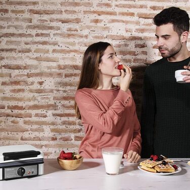 Вафельниця Cecotec Fun Gofrestone з антипригарним покриттям RockStone, регульований термостат, великі вафлі, 1200 Вт, 2 вафлі