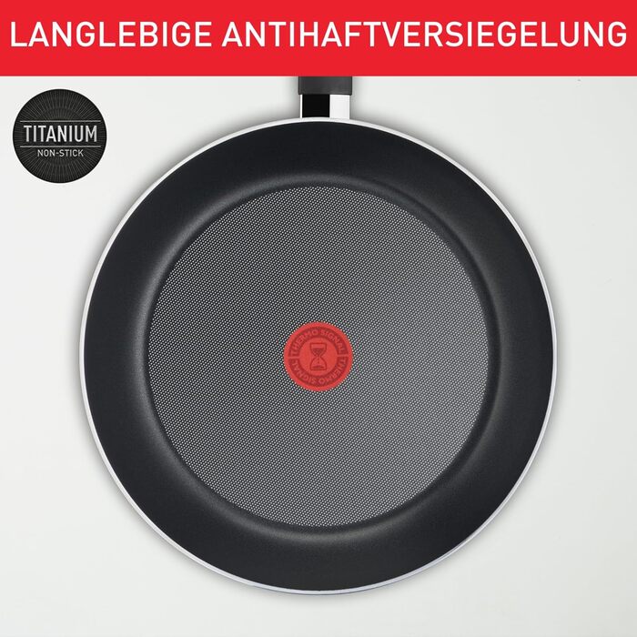 Сковорода Tefal Day by Day On 32 см з антипригарним покриттям, чорна (B56408)