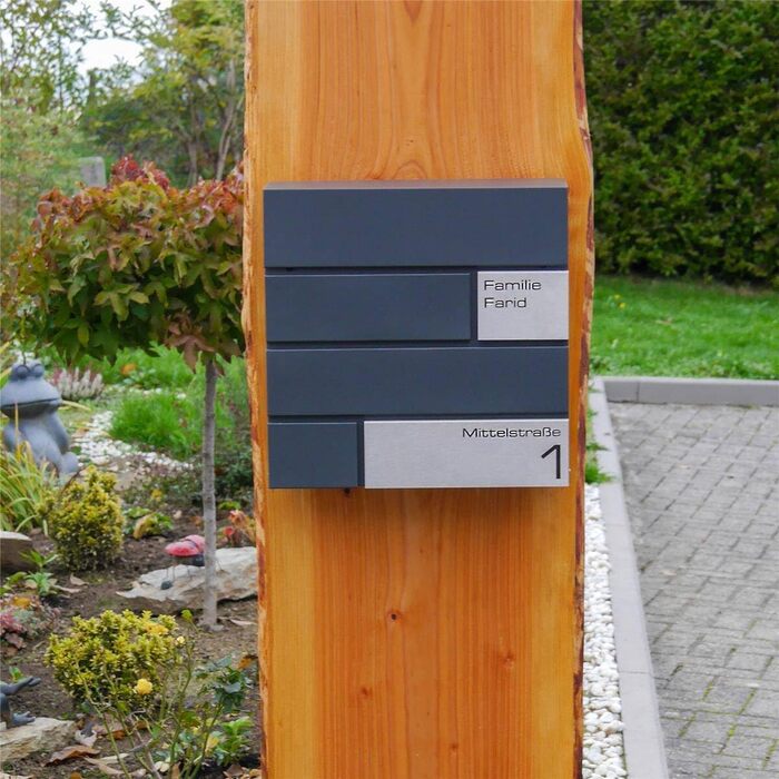 Поштова скринька Metzler Modell G антрацит, порошкове покриття RAL 7016, з гравіюванням та табличкою з нержавіючої сталі, настінний монтаж, 37x37x10.5 см