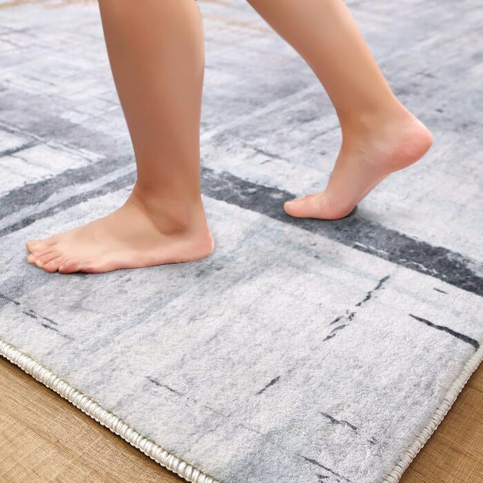 Сучасний килим Tinyboy-HBQ для вітальні та спальні: короткий ворс, сірий/золотий (120x160 см)