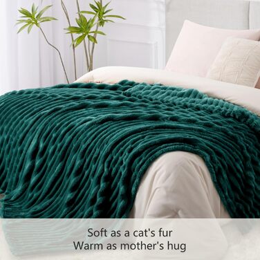 Плед RUIKASI фланелевий, 150x200 см, зелений. М'який, теплий плед для дивана, софи, декору інтер'єру, кімнати. Плед для дому, теплий плед, ковдра.
