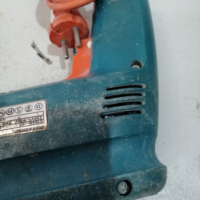 Акумуляторний шурупокрут Black+Decker 18 В BL188KB-QW