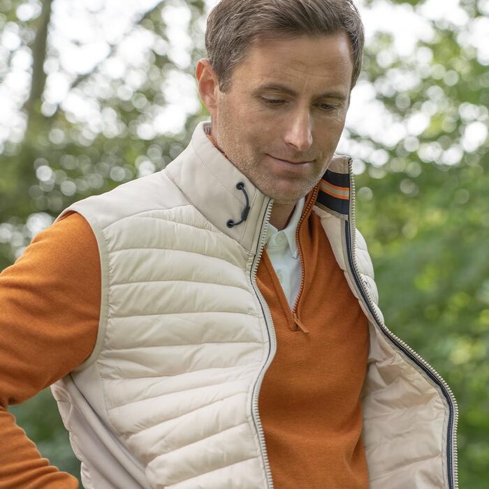 Чоловіча жилетка Calvin Klein Hybrid CK Insulate XL, синього кольору