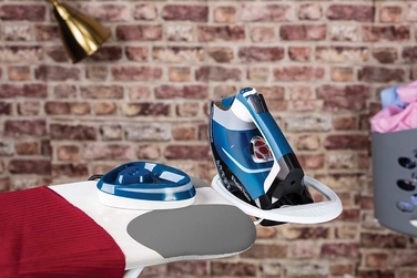 Бездротова парова праска Russell Hobbs One Temperature 26020-56, 2600 Вт