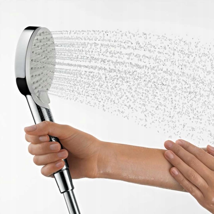 Душова лійка Hansgrohe кругла, срібляста, зі шлангом 160 см, EcoSmart