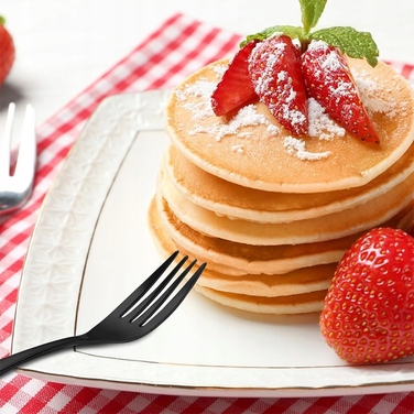 Набір золотих столових приборів зі сталі (24 предмети) — елегантний подарунок до свят