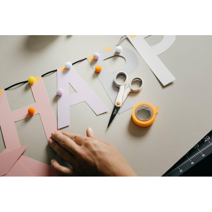Універсальні ножиці Fiskars з антипригарним покриттям Titan, 21 см, нержавіюча сталь, біло-помаранчеві (1004721)