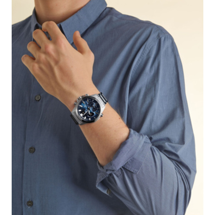 Чоловічий годинник Casio ECB-30D з секундоміром, водонепроникністю та Bluetooth