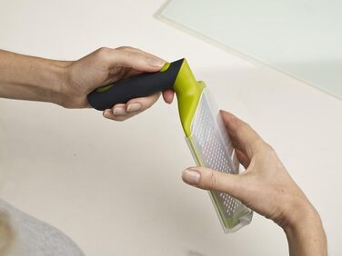 Терезка Joseph Joseph Twist 2-в-1 - груба та дрібна, для миття в посудомийній машині, зелена