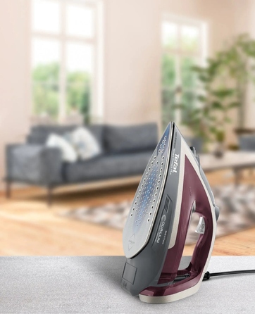 Праска Tefal FV6870E0 2800 Вт