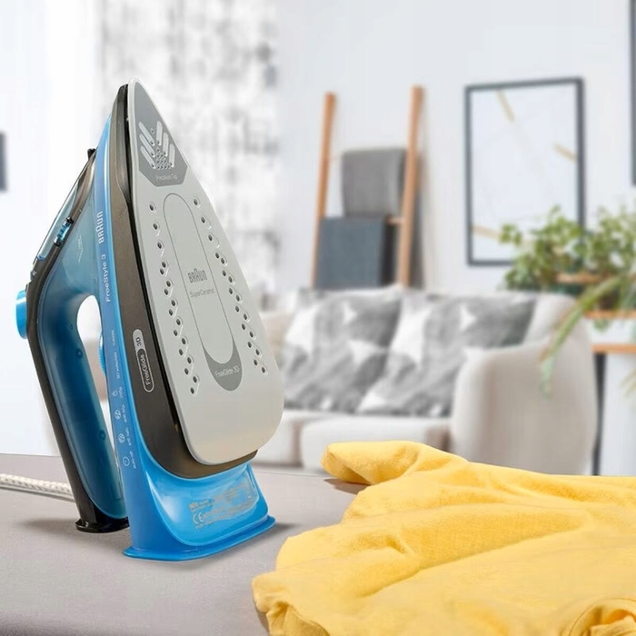 Парова праска Braun FreeStyle 3 FI3194BK 2400 Вт, синьо-чорна