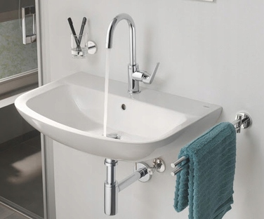 Тримач для рушників Grohe з рухомою штангою, сріблястий, 40371001