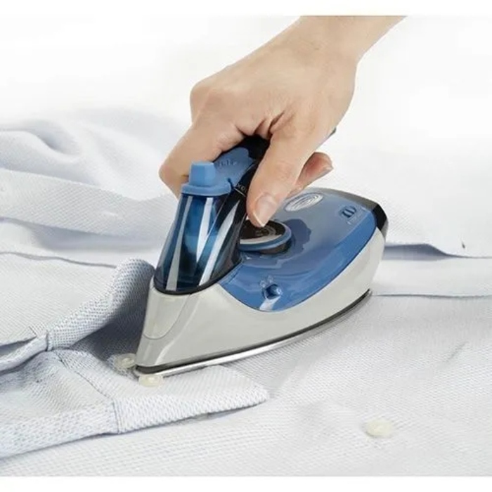 Праска Black+Decker BXIR1000E 1000 Вт, синьо-срібляста