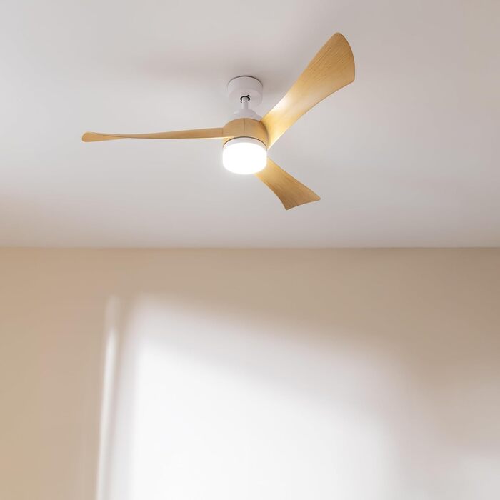Стельовий вентилятор Cecotec EnergySilence Aero 5280 LightWood з LED підсвіткою 18W, 132 см, DC мотор, пульт, таймер, режими зима/літо, білий/дерево