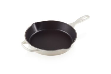 Чавунна сковорода Le Creuset Signature 26 см (Меранг) для всіх плит та духовки, 2л