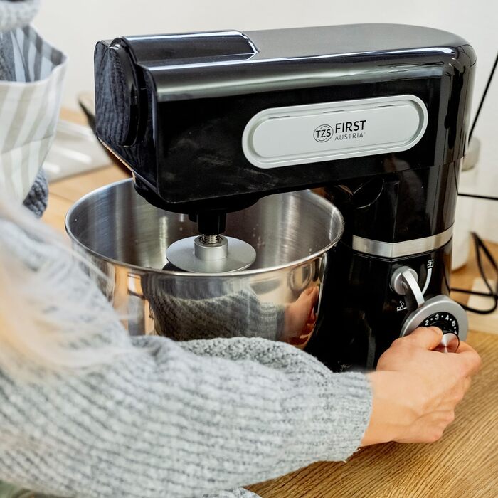 Кухонна машина TZS First Austria професійна | Міксер з чашею 6 л, 1500 Вт, 6 швидкостей, з набором насадок (міксер, гак для тіста, вінчик), нержавіюча сталь