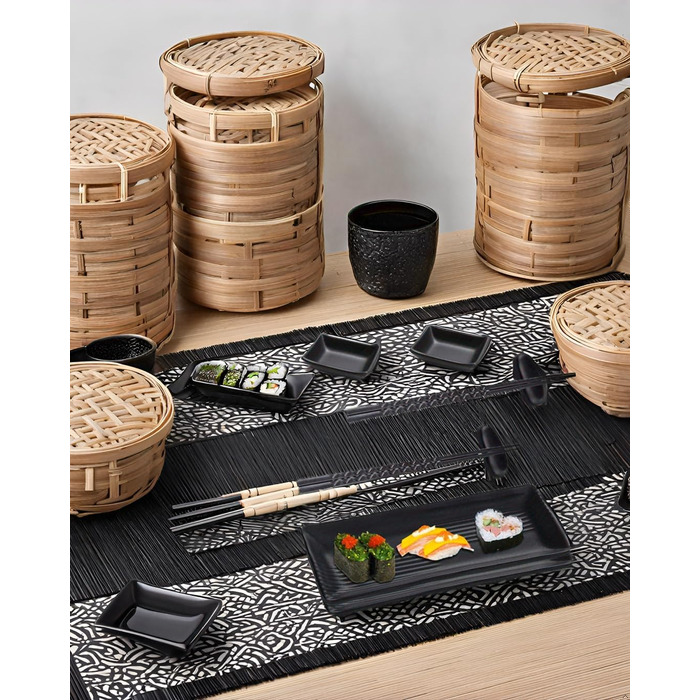Набір для суші: 2 тарілки, 2 миски для соусу, 2 пари паличок та підставки, чорний