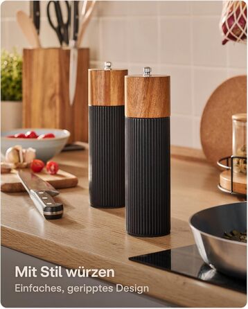 Набір для солі та перцю Praknu з акації FSC® з керамічним жорном – безступеневе регулювання та довговічність – для перцю та солі – дерев'яна млинка для спецій – набір млинок для солі та перцю – чорний – великий