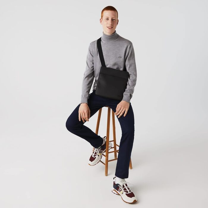 Чоловіча сумка Lacoste Klassische на плече, чорна