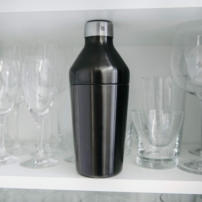 WMF Baric Shaker, stainless steel cocktail shaker with integrated bar strainer, dishwasher-safe