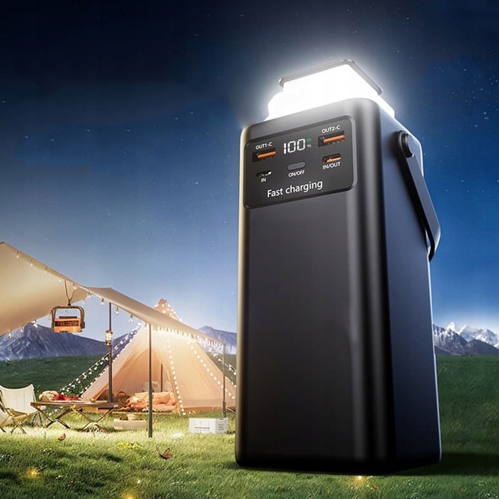 Повербанк 50000 mAh чорний, USB-C 66W, з кабелями та ліхтариком