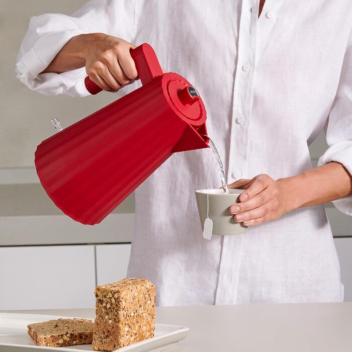 Alessi Plissé Red Electric Kettle - 1.7L, 2400W, Thermoplastic Resin, European Plug