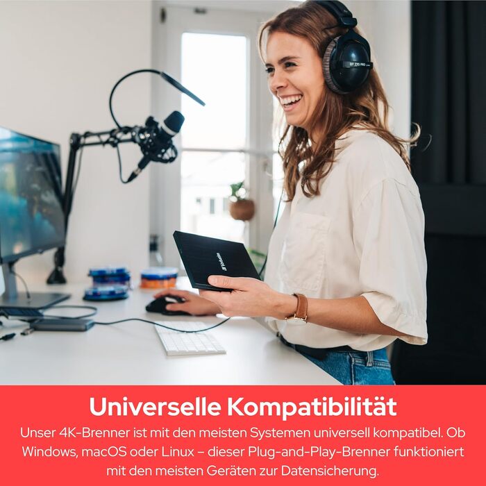 Зовнішній тонкий Blu-ray привід Verbatim Ultra HD 4K Slimline Writer з USB-C, підтримкою BDXL, M-Disc, DVD та CD, чорний