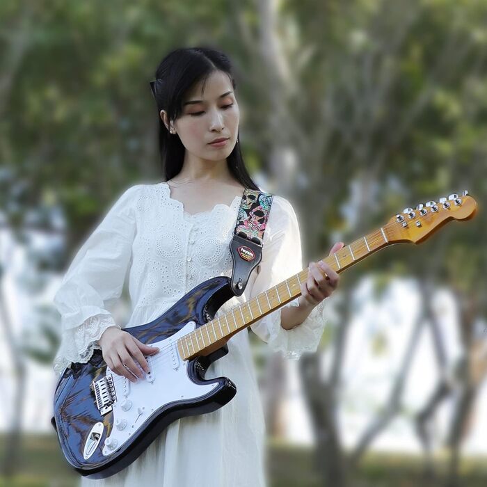 Гітарний ремінь Rayzm для акустичної, електрогітари та бас-гітари з баскліком та дизайном черепа, 6.5 см, для дорослих