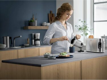 Електричний спінювач молока WMF Stelio, 500 Вт, 150-250 мл, з антипригарним покриттям, бездротовий, для гарячого та холодного молока, какао, cromargan матовий/сріблястий