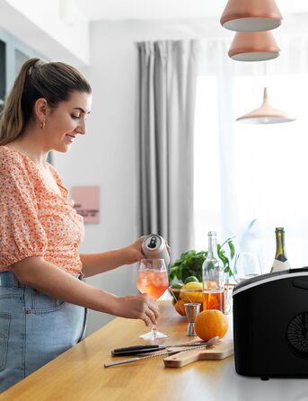 Машина для приготування льоду KitchenBrothers: кубики та подрібнений лід - чорний колір