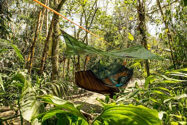 Гамак AMAZONAS Ultra-Light Moskito Traveller, антимоскітна сітка, 220x140 см, до 150 кг, коричневий, легкий, для туризму